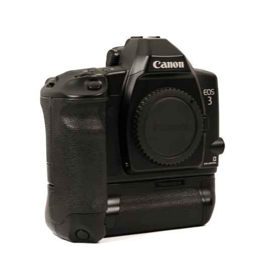 Canon EOS 3 + PB-E2 GRIP