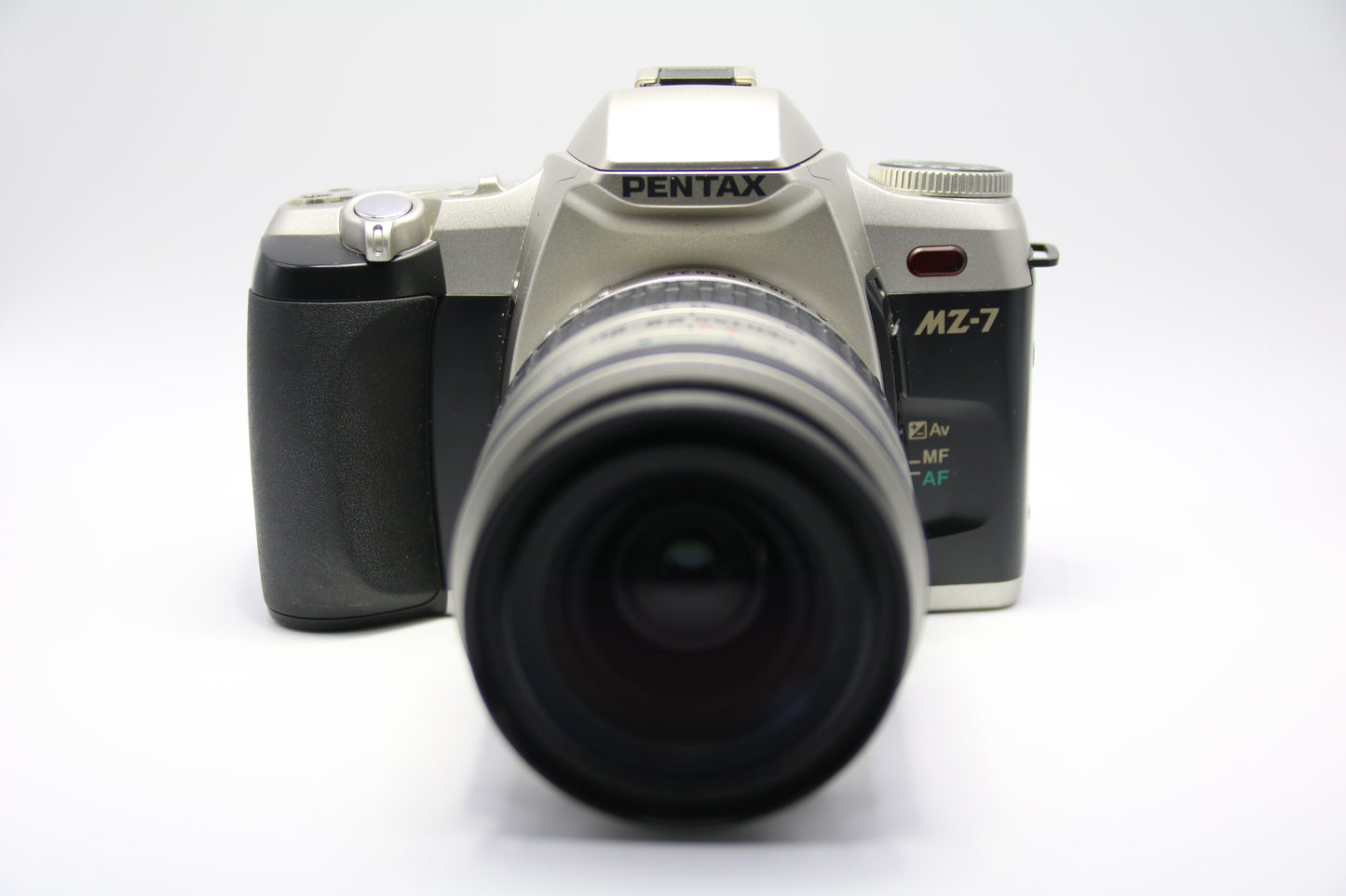Pentax MZ-7 + 28-80mm
