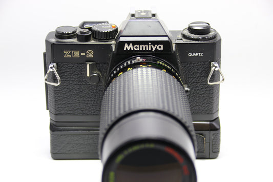Mamiya ZE-2 Quartz + 80-205mm 4.5